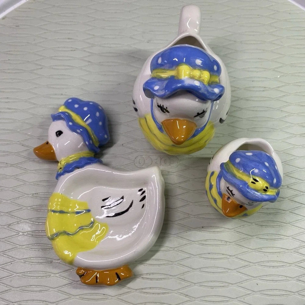 Vintage Set-4 Ceramic Ducks Wearing Bonnets. Creamer,Spoon Rest,Toothpick Holder